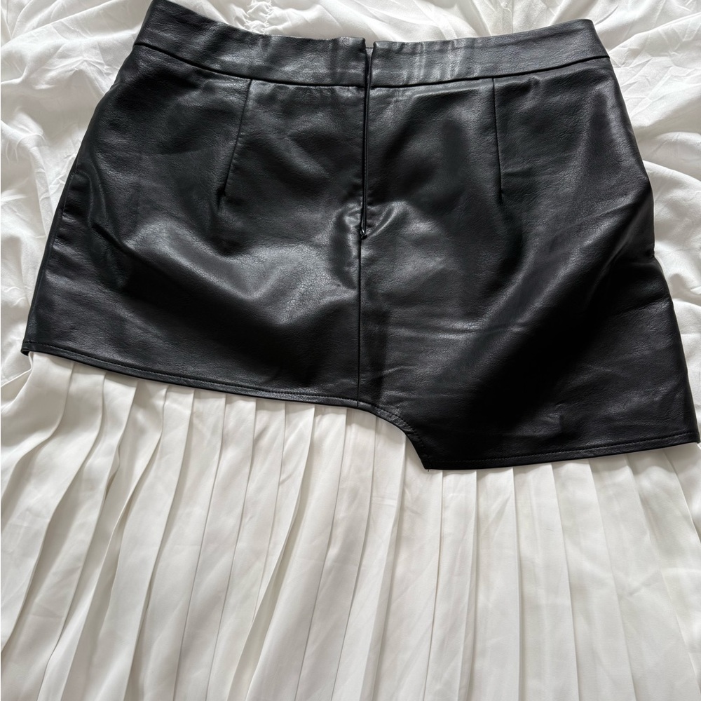 🛍️Elegant Black and White Layered Skirt - Picture 2 of 13